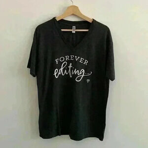 Graphic tee. Photographer humor